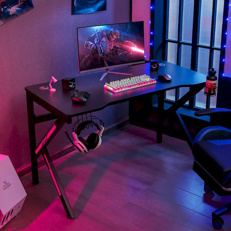 48" K-förmiger Gaming-Tisch mit Getränkehalter