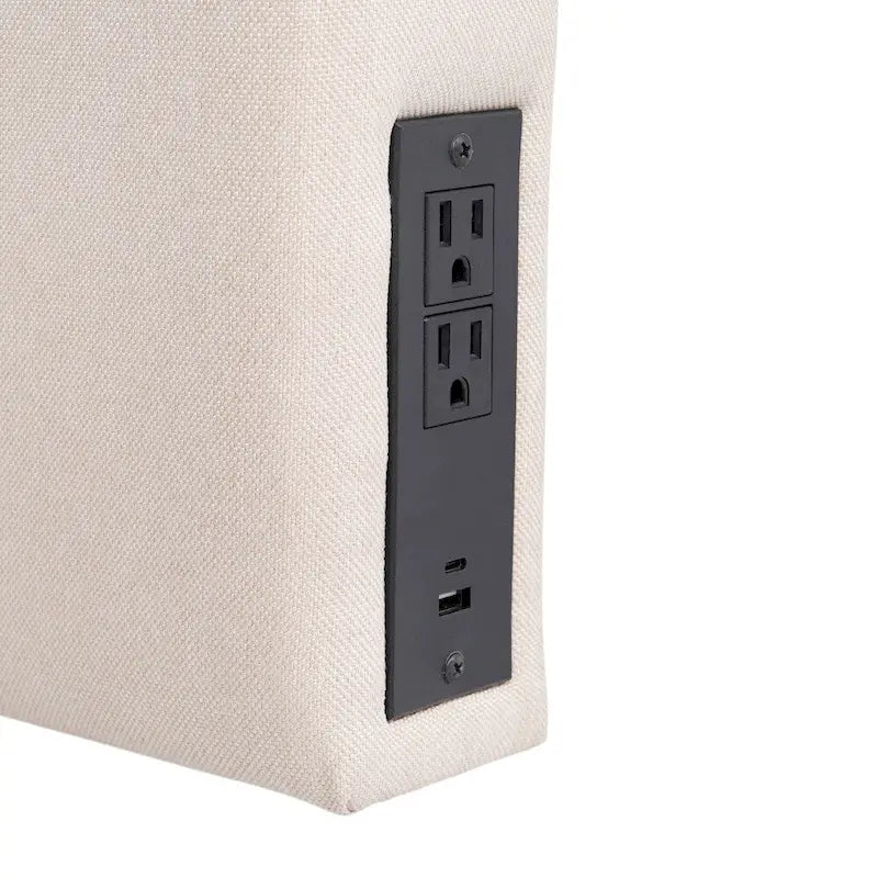 Gepolstertes Kopfteil mit 2 Steckdosen, 1 USB- und 1 USB-C-Anschluss